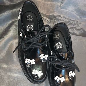 T.U.K. Platform flower creepers